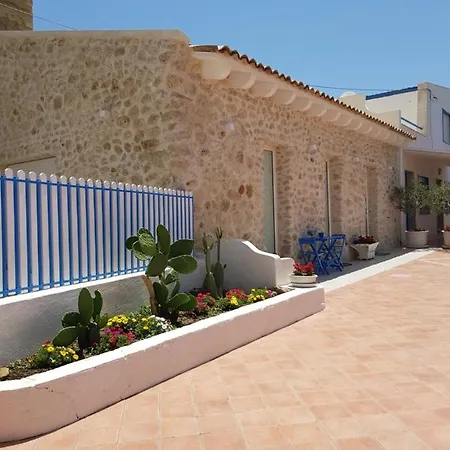 Brezza Di Gaffe Bed & Breakfast Torre di Gaffe